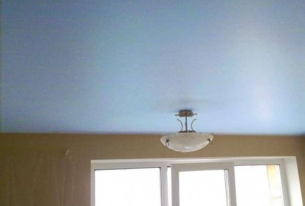 Отзыв - Картинка - Решили в детской установить потолок. Выбрали сатиновый потолок голубого цвета. Понравилось…