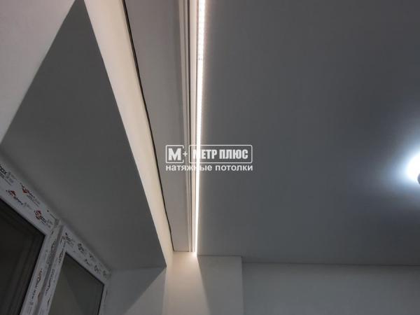 Фото - Отзыв натяжные потолки - Скрытый карниз в натяжном потолке с подсветкой