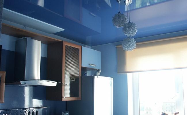 Глянцевый синий кухня