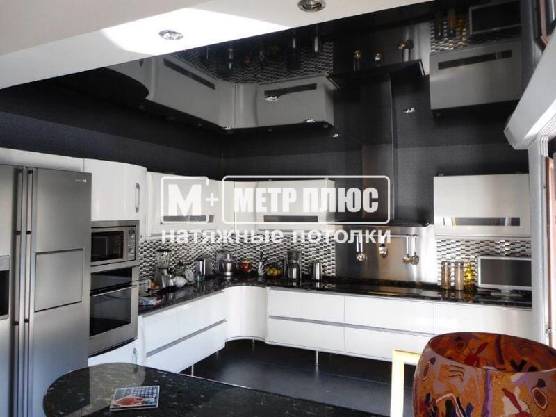 Черный натяжной потолок на кухне (77 фото)