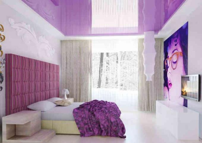 Картинка Фиолетовый потолок в спальню глянцевый